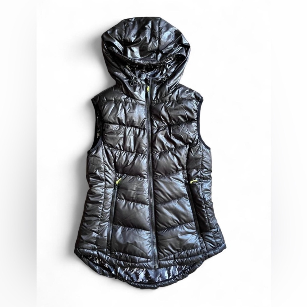 H&M Shiny Black Hooded Puffer Vest Winter Ski Athleisure